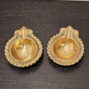 Pack of 2 Handcrafted Brass Diyas Traditional Indian Oil Lamps for Puja, Diwali